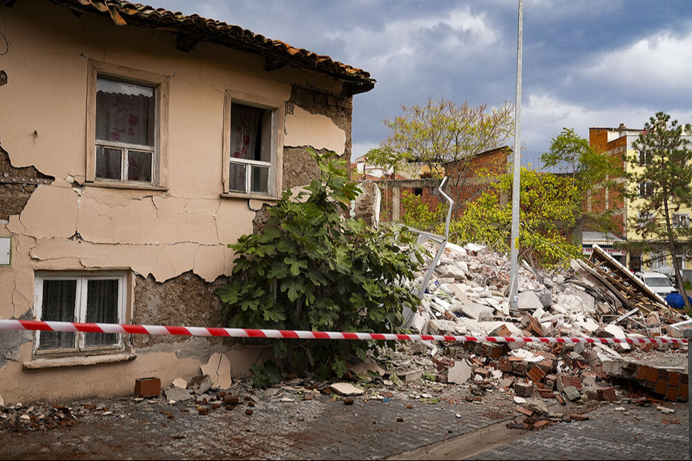 Balıkesir'de deprem üstüne deprem oluyor! 100'lerce artçı meydana geldi, vatandaş endişeli... Balıkesir'de deprem üstüne deprem oluyor! 100'lerce artçı meydana geldi, vatandaş endişeli... - 1. Resim
