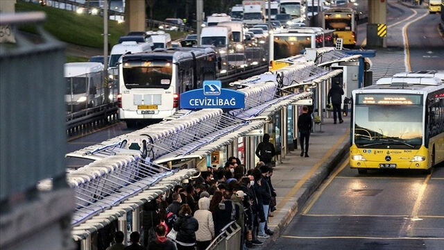 Bugün ulaşım ücretsiz mi? Metro, otobüs, marmaray, metrobüs ve vapur bedava mı? Bugün ulaşım ücretsiz mi? Metro, otobüs, marmaray, metrobüs ve vapur bedava mı? - 4. Resim