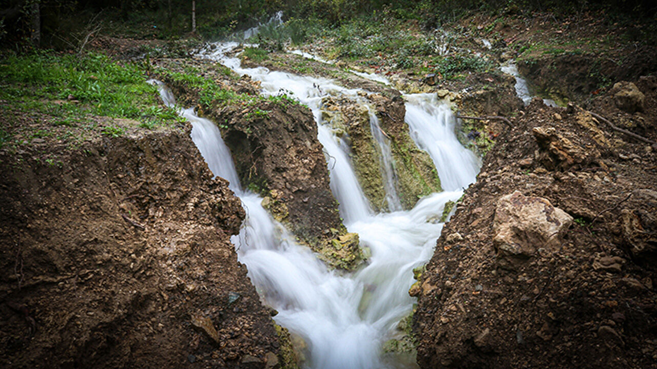Deprem kuruyan pınarı uyandırdı! Su kaynağı yeniden canlandı - 2. Resim
