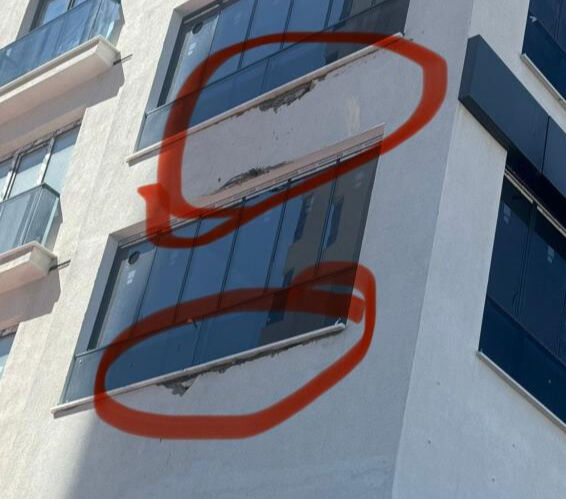 Elazığ'da bir sitenin aidatı 27 bin lira oldu, vatandaşlar isyan etti!  Elazığ'da bir sitenin aidatı 27 bin lira oldu, vatandaşlar isyan etti!