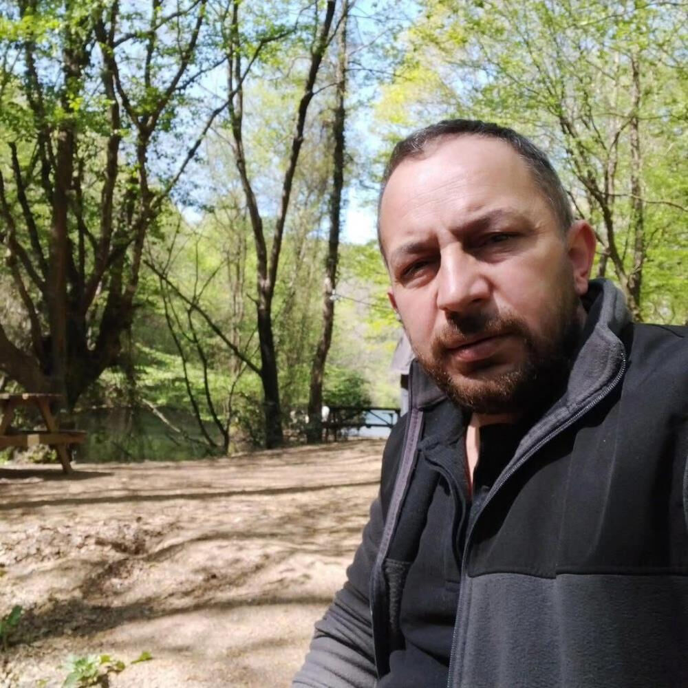 Gebze'de çöken apartmanda enkaz altında kalanların kimlikleri belli oldu! En yakınları konuştu: Şoktayız... Gebze'de çöken apartmanda enkaz altında kalanların kimlikleri belli oldu! En yakınları konuştu: Şoktayız... - 2. Resim