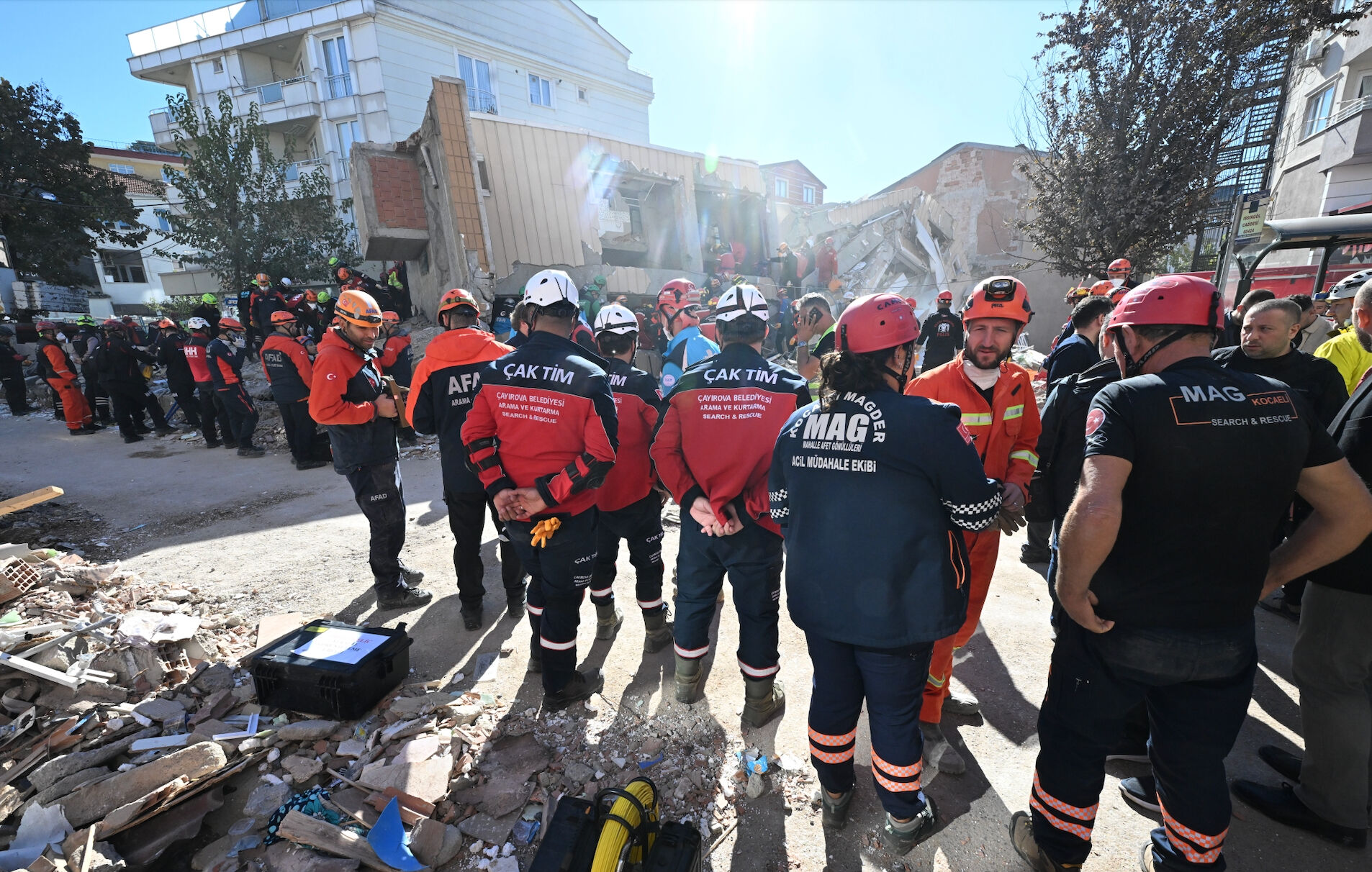 Gebze'de çöken bina nerede? Enkaz altında kalanların kimlikleri belli oldu - 2. Resim