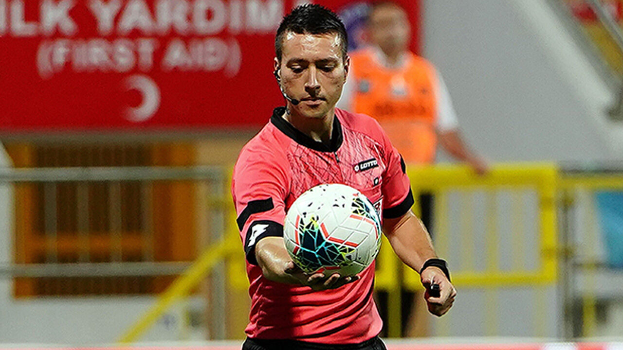 İşte Zorbay Küçük'ün bahis oynadığı maçlar! FIFA kokartlı hakem ilk kez konuştu - 1. Resim