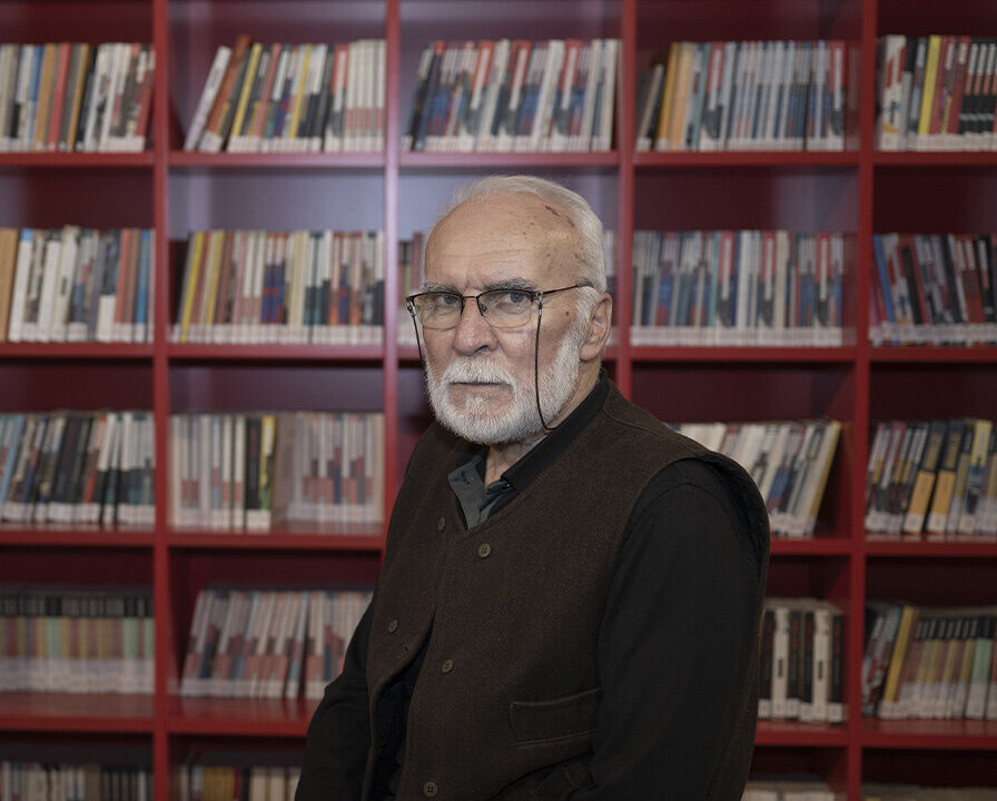 Necip Fazıl Ödülleri'nin kazananları belli oldu: Edebiyat dünyasından 9 isim açıklandı Necip Fazıl Ödülleri belli oldu: Sanat dünyasından 9 isim açıklandı - 7. Resim