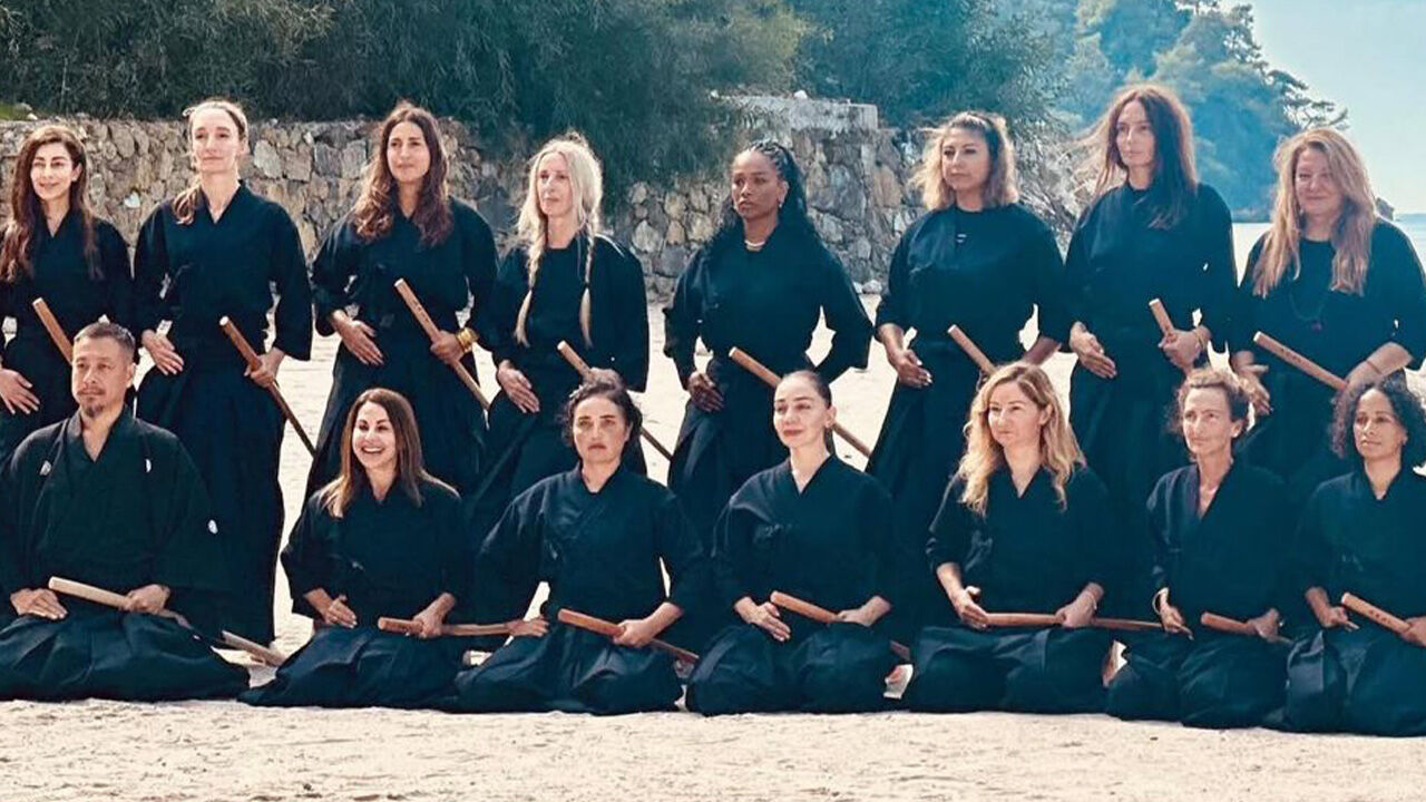 Türk oyuncu eğitimlere başladı! Dünyanın ilk kadın samuraylarından olacak - 1. Resim