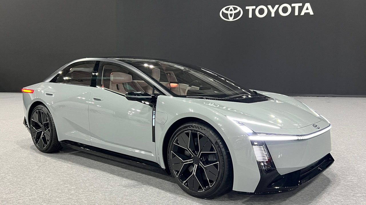 Yeni Toyota Corolla görücüye çıktı! Efsane model tamamen değişti Yeni Toyota Corolla görücüye çıktı! Efsane model tamamen değişti - 4. Resim