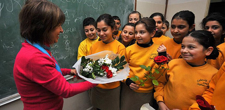 24 Kasım Öğretmenler Günü resmi tatil mi? İşte 2025 yılı resmi tatil takvimi 24 Kasım Öğretmenler Günü resmi tatil mi? İşte 2025 yılı resmi tatil takvimi - 1. Resim