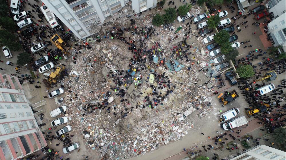 Adana'da depremde 96 kişiye mezar olan binanın müteahhidine 62 kez müebbet ve 865 yıl hapis! - 3. Resim