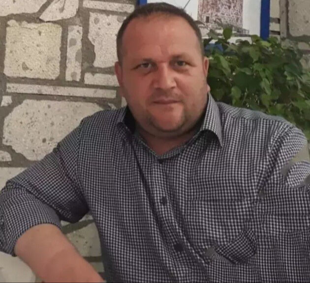 Anne babasını öldüren, 3 kişiyi yaralayan caniye son sözü soruldu! Tek kelime etmedi Anne babasını öldüren, 3 kişiyi yaralayan caniye son sözü soruldu! Tek kelime etmedi - 2. Resim