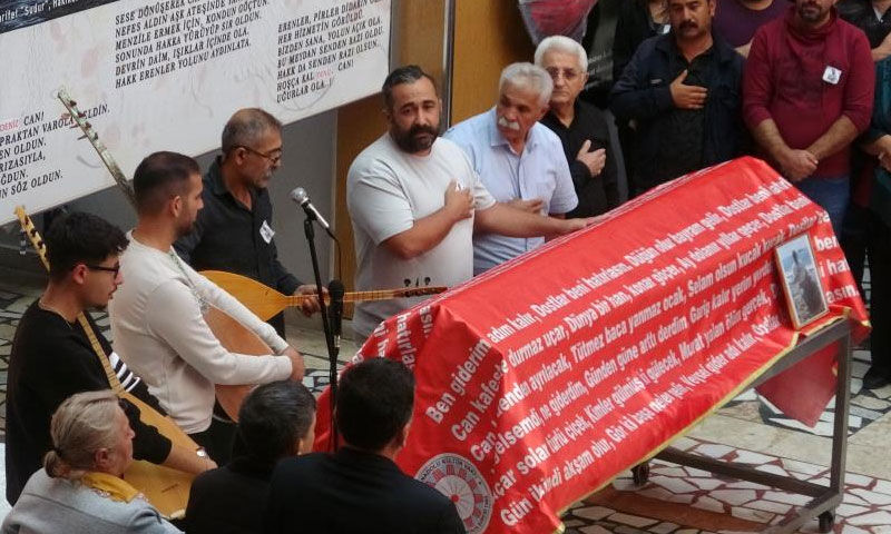 Babasının mezarından ayrıldı, birkaç saat sonra can verdi! Deniz Uysal’ın feci sonu - 2. Resim