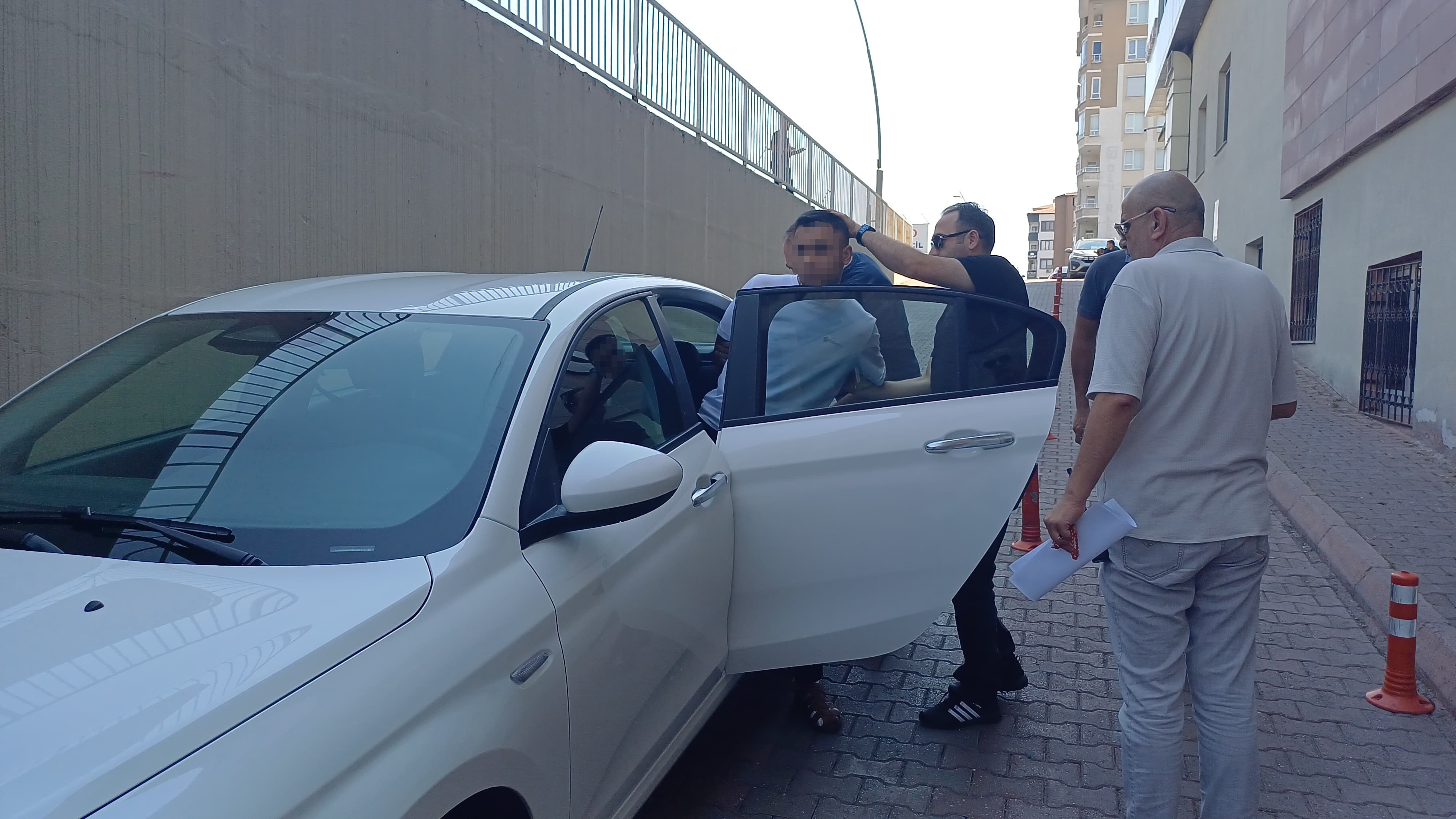 Camideki cinayetin zanlısı tahliyesini istemedi, korkunç sebep ortaya çıktı! "Bebek katilleri..." Camideki cinayetin zanlısı tahliyesini istemedi, korkunç sebep ortaya çıktı! "Bebek katilleri..." - 2. Resim