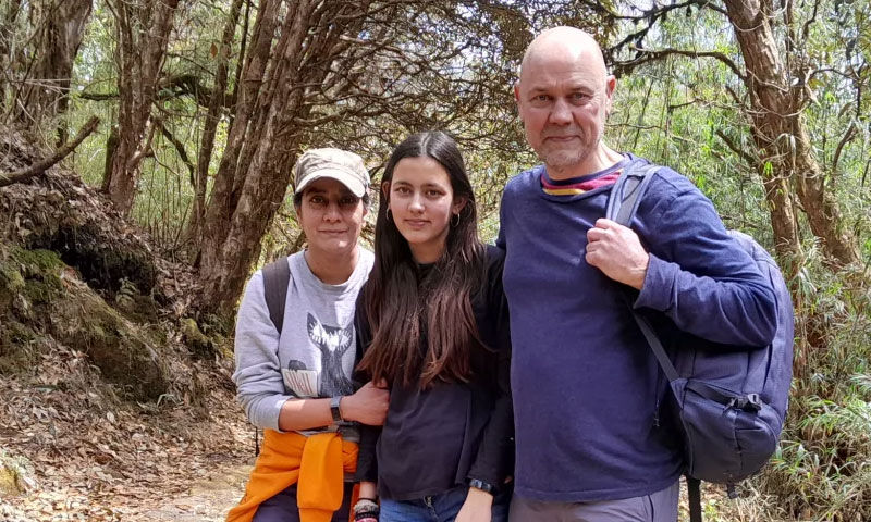 Çektiği sırt ağrısını hafife aldı… Yaşadığı kaza kemiklerini yiyen hastalığı ortaya çıkardı - 1. Resim