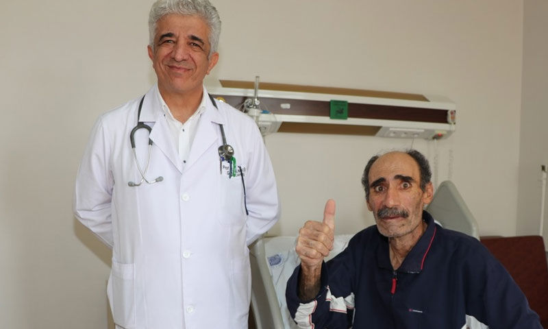 Ciddi nefes darlığıyla gitti! Ameliyathanede 30 yıllık cerrah şaştı kaldı - 1. Resim