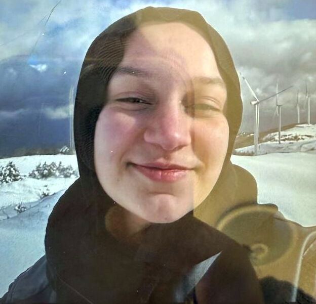 Gebze'deki enkazdan tek sağ çıkan Dilara, sesini böyle duyurmuş! Tüyleri diken diken eden anlar Gebze'deki enkazdan tek sağ çıkan Dilara, sesini böyle duyurmuş! Tüyleri diken diken eden anlar - 2. Resim