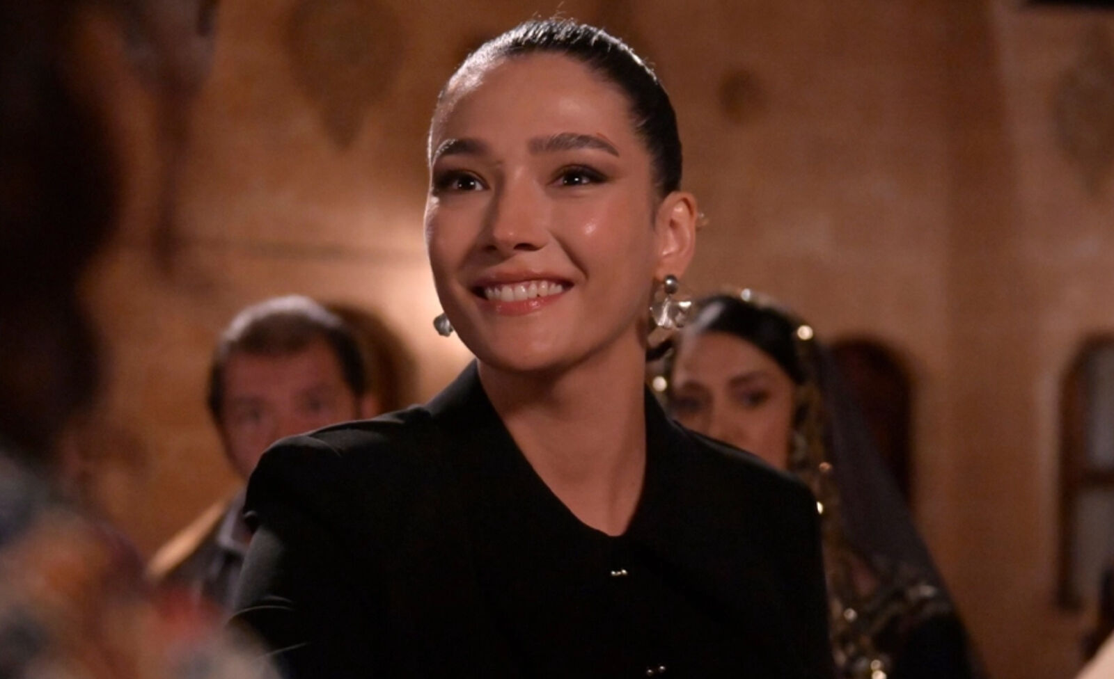 Halef 7. bölüm YouTube’da neden yayınlanmadı? İzleyiciler gündeme taşıdı Halef 7. bölüm YouTube’da neden yayınlanmadı? İzleyiciler gündeme taşıdı - 2. Resim