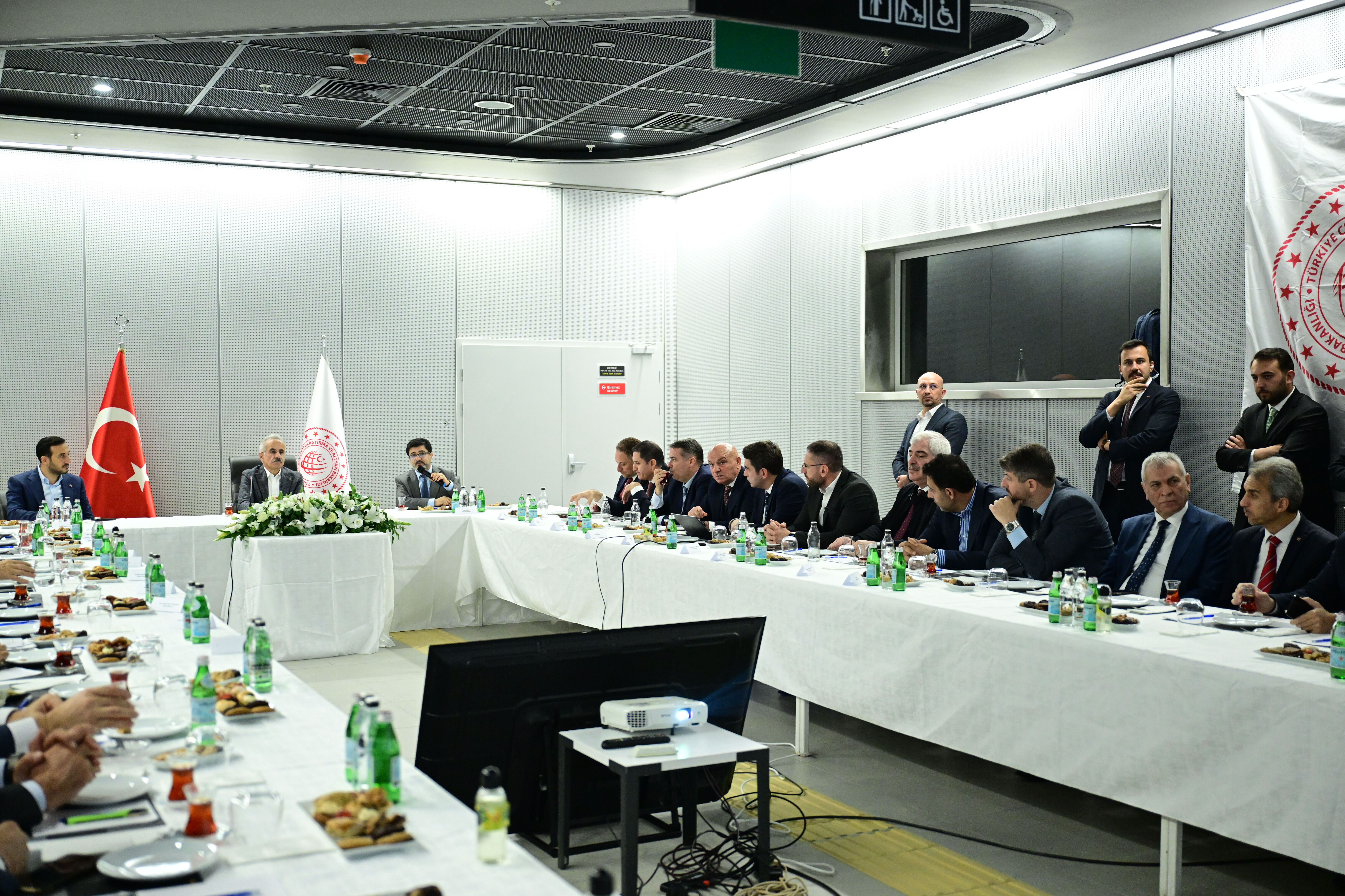 Halkalı-İstanbul Havalimanı Metro'su açılıyor: Bakan Uraloğlu tarihi açıkladı - 6. Resim