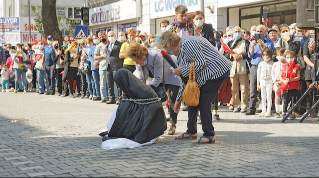 Özel dalga geçer gibi konuştu: CHP inanç özgürlüğünün teminatıdır! Bu görüntüler unutulmadı  Özel dalga geçer gibi konuştu: CHP inanç özgürlüğünün teminatıdır! Bu görüntüler unutulmadı  - 2. Resim