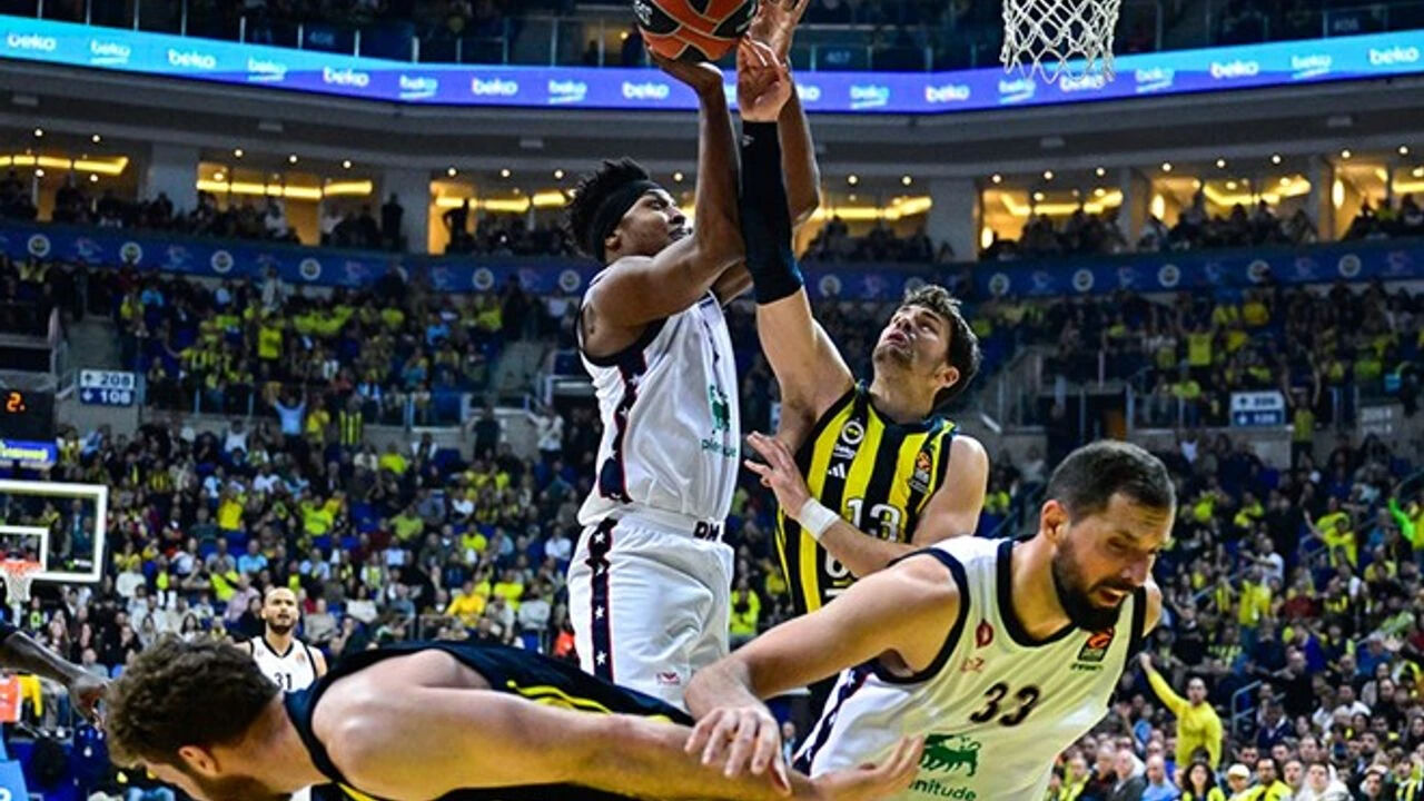 Real Madrid - Fenerbahçe Beko maçı hangi kanalda, nerede izlenir, şifresiz mi? EuroLeague 8. Hafta Real Madrid - Fenerbahçe Beko maçı hangi kanalda, nerede izlenir, şifresiz mi? EuroLeague 8. Hafta - 3. Resim