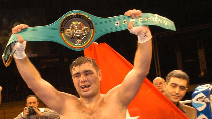 Sinan Şamil Sam'sız 10 yıl! Boksta tarih yazan Türk: Boğaz'ın Boğası Sinan Şamil Sam'sız 10 yıl! Boksta tarih yazan Türk: Boğaz'ın Boğası - 3. Resim