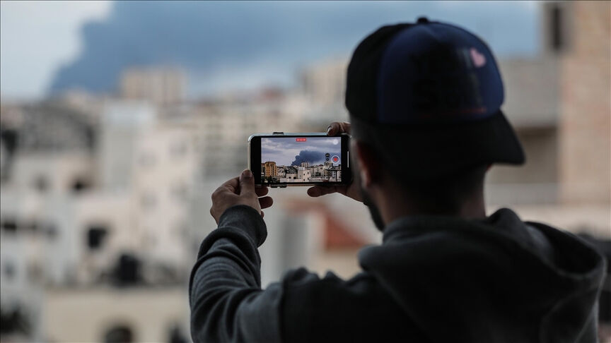 Sosyal medyada yeni dönem: Diploması olmayan influencer'lar paylaşım yapamayacak Sosyal medyada yeni dönem: Diploması olmayan influencer'lar paylaşım yapamayacak - 1. Resim