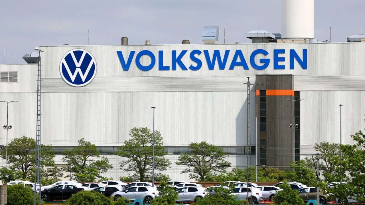 Volkswagen'in karı yüzde 58 eridi! Alman devine gümrük vergisi darbesi Volkswagen'in karı yüzde 58 eridi! Alman devine gümrük vergisi darbesi - 1. Resim