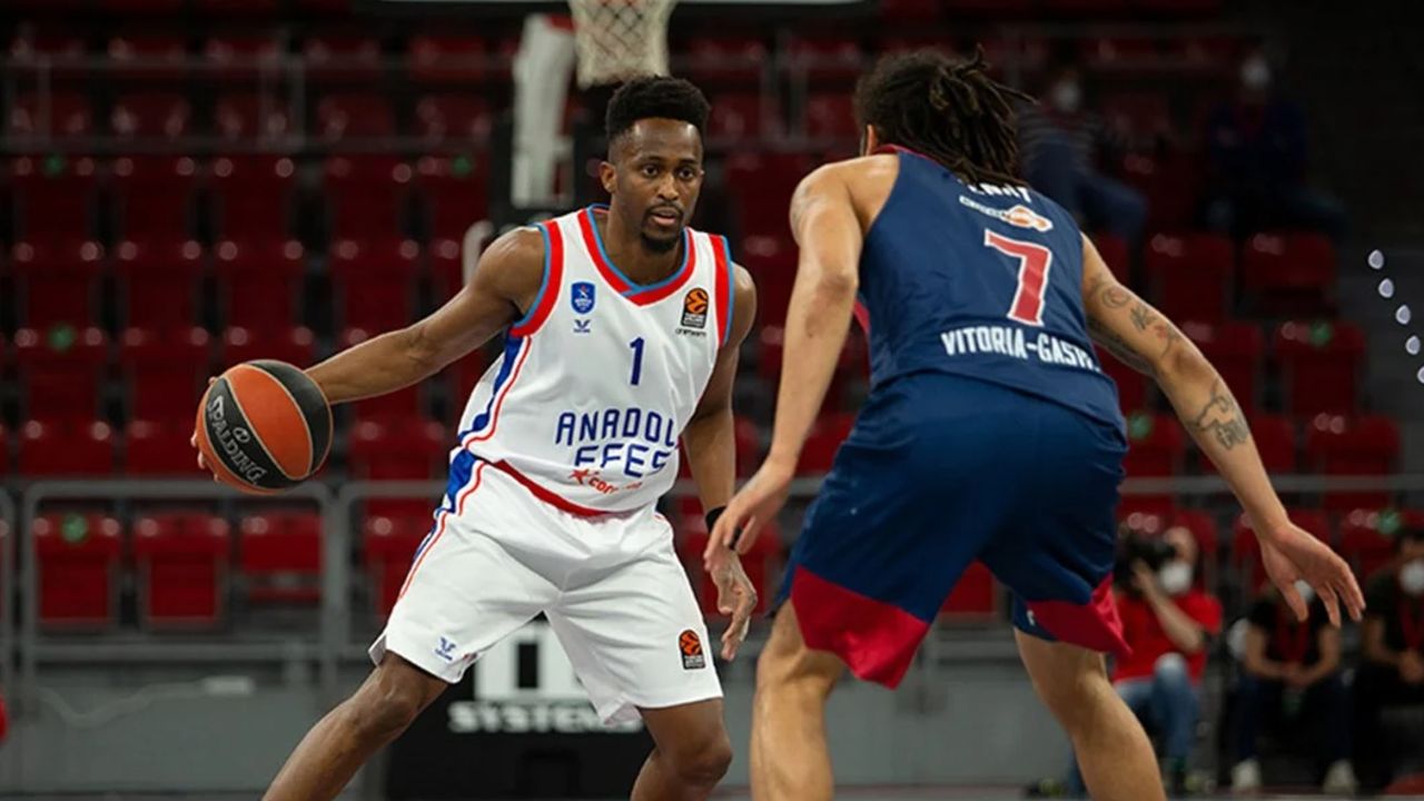Baskonia - Anadolu Efes basketbol maçı hangi kanalda, nerede izlenir? EuroLeague 8. hafta maçı bu akşam! - Haberler