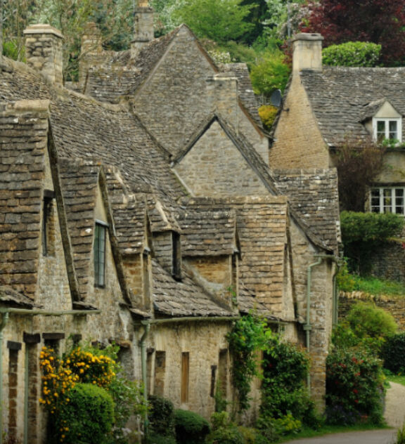 'Dünyanın en güzel köyü' seçildi ama...Halkı evden adım atamaz hale geldi 'Dünyanın en güzel köyü' seçildi ama...Halk evinden adım atamaz hale geldi - 2. Resim