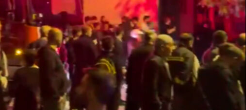 İstanbul Bağcılar'da patlama! Yaralılar var, ekipler olay yerinde İstanbul Bağcılar'da patlama! Yaralılar var, ekipler olay yerinde - 1. Resim