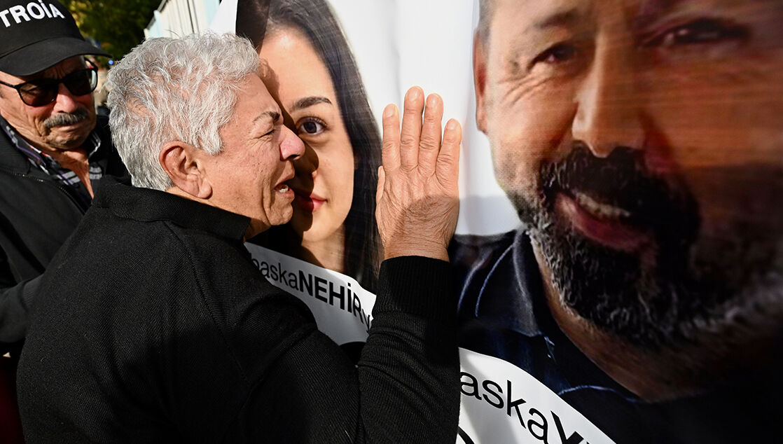 Kartalkaya kararlarını böyle dinlediler! Ölenlerin yakınları buruk sevinç yaşadı Kartalkaya kararlarını böyle dinlediler! Ölenlerin yakınları buruk sevinç yaşadı - 4. Resim