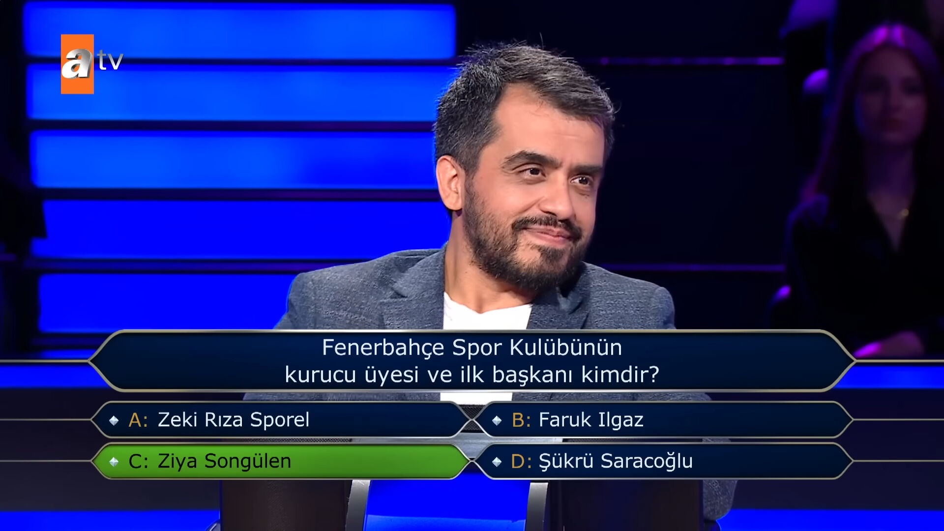 Kim Milyoner Olmak İster'de 1 milyon TL'lik soru a&ccedil;ıldı: Fenerbah&ccedil;e Spor Kul&uuml;b&uuml;n&uuml;n kurucu &uuml;yesi ve ilk başkanı kimdir? - 2. Resim