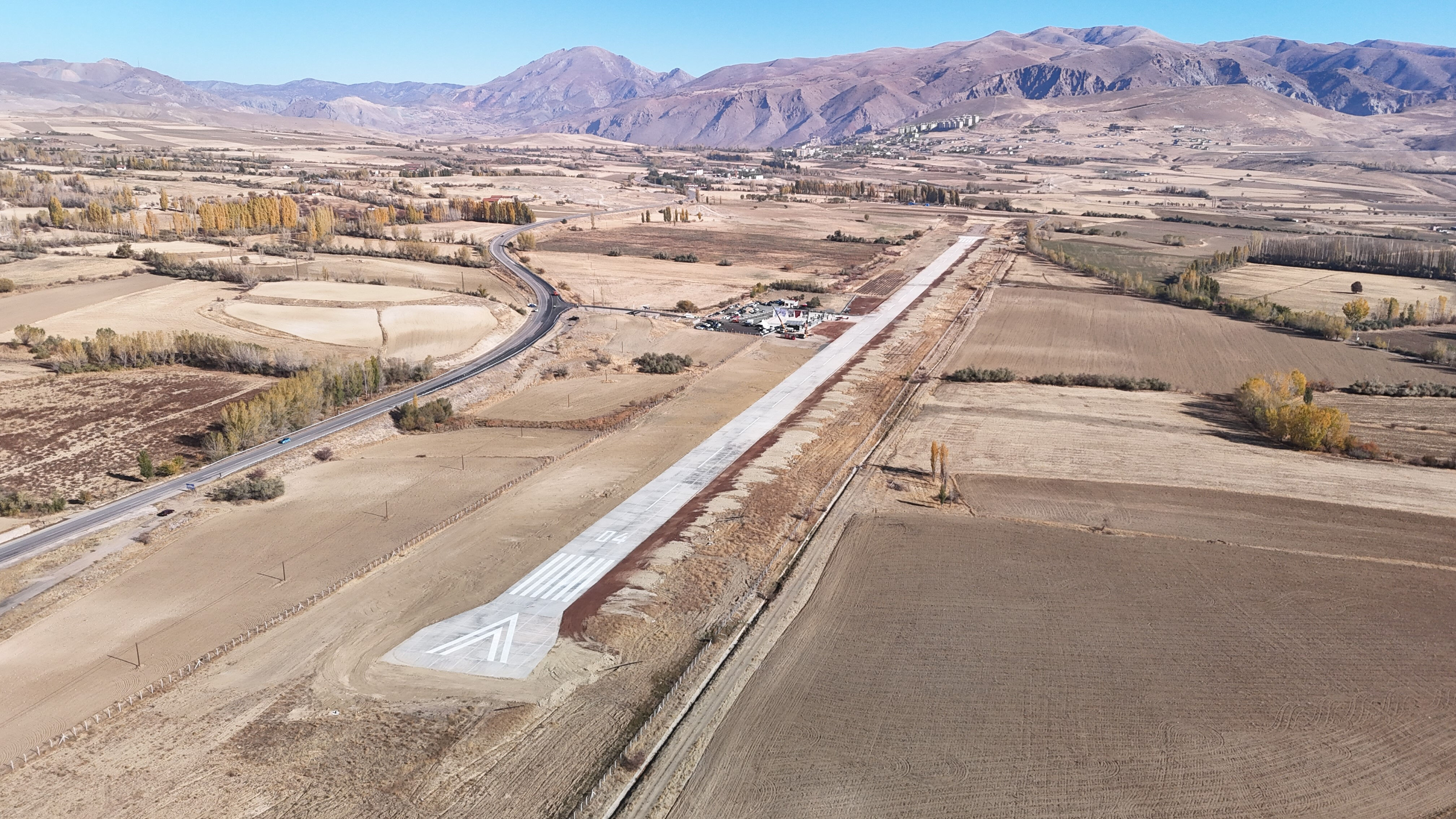 Nuri Demirağ'dan bugünlere miras! Türkiye'nin ilk ilçe havaalanı yeniden hayat buldu Nuri Demirağ'dan bugünlere miras! Türkiye'nin ilk ilçe havaalanı yeniden hayat buldu - 2. Resim