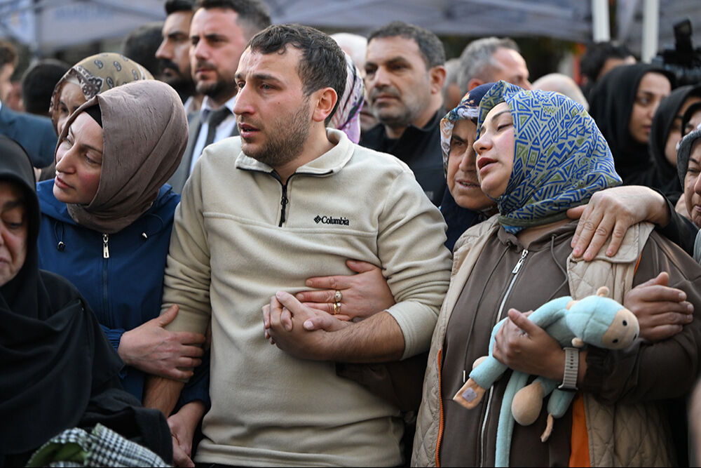 Yardıma gitti, ailesi çıktı! Gebze'deki olayda kahreden detay, Dilara hala bilmiyor... Yardıma gitti, ailesi çıktı! Gebze'deki olayda kahreden detay, Dilara hala bilmiyor... - 3. Resim