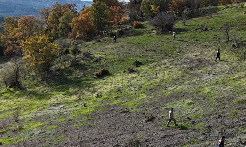 Kayıp Selim Ece için ekipler tekrar seferber oldu! “Dirisini ya da ölüsünü istiyorum” Kayıp Selim Ece için ekipler tekrar seferber oldu! “Dirisini ya da ölüsünü istiyorum” - 1. Resim