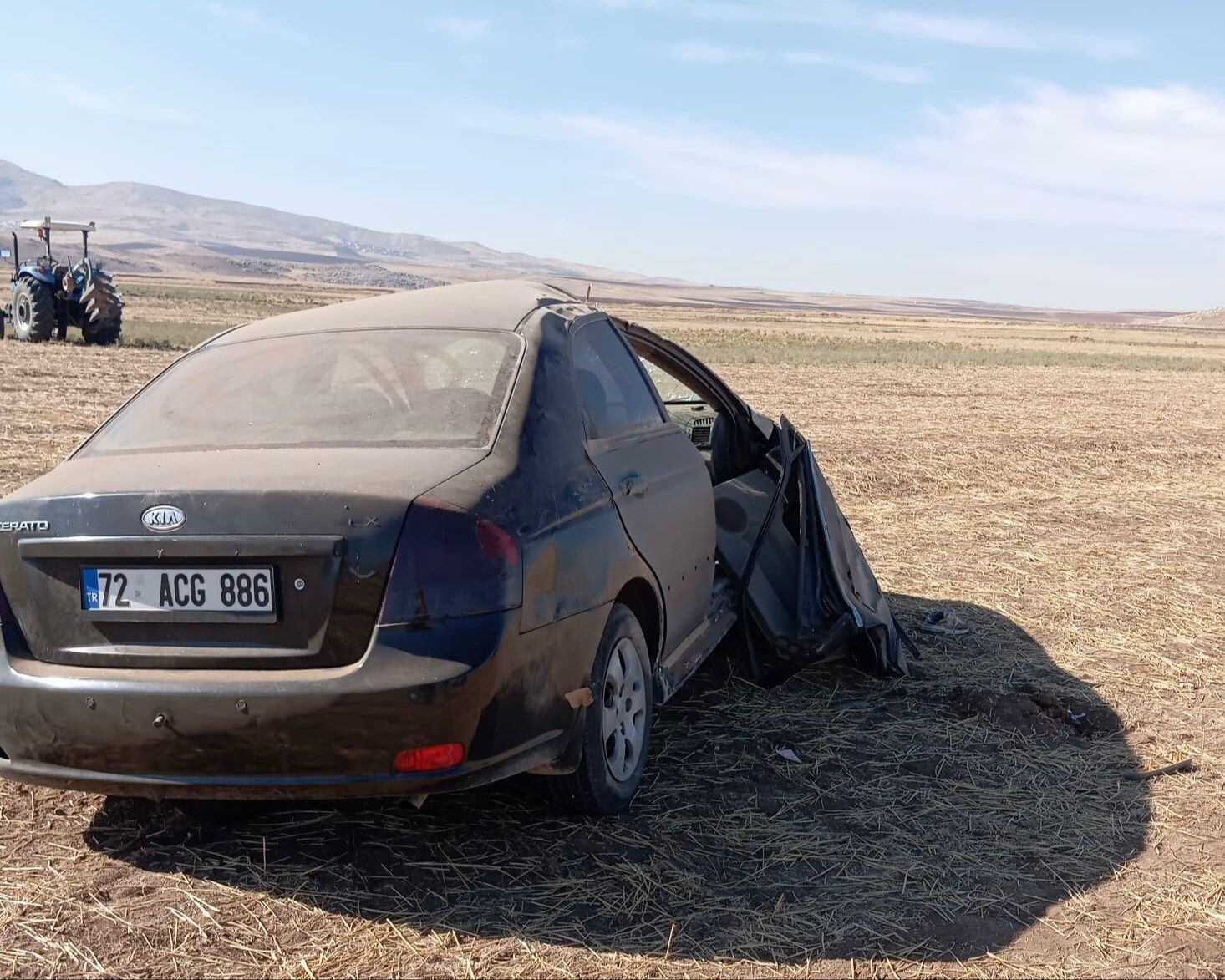 Takla atan araçtan fırladı! 16 yaşındaki çocuk oracıkta can verdi Takla atan araçtan fırladı! 16 yaşındaki çocuk oracıkta can verdi - 3. Resim