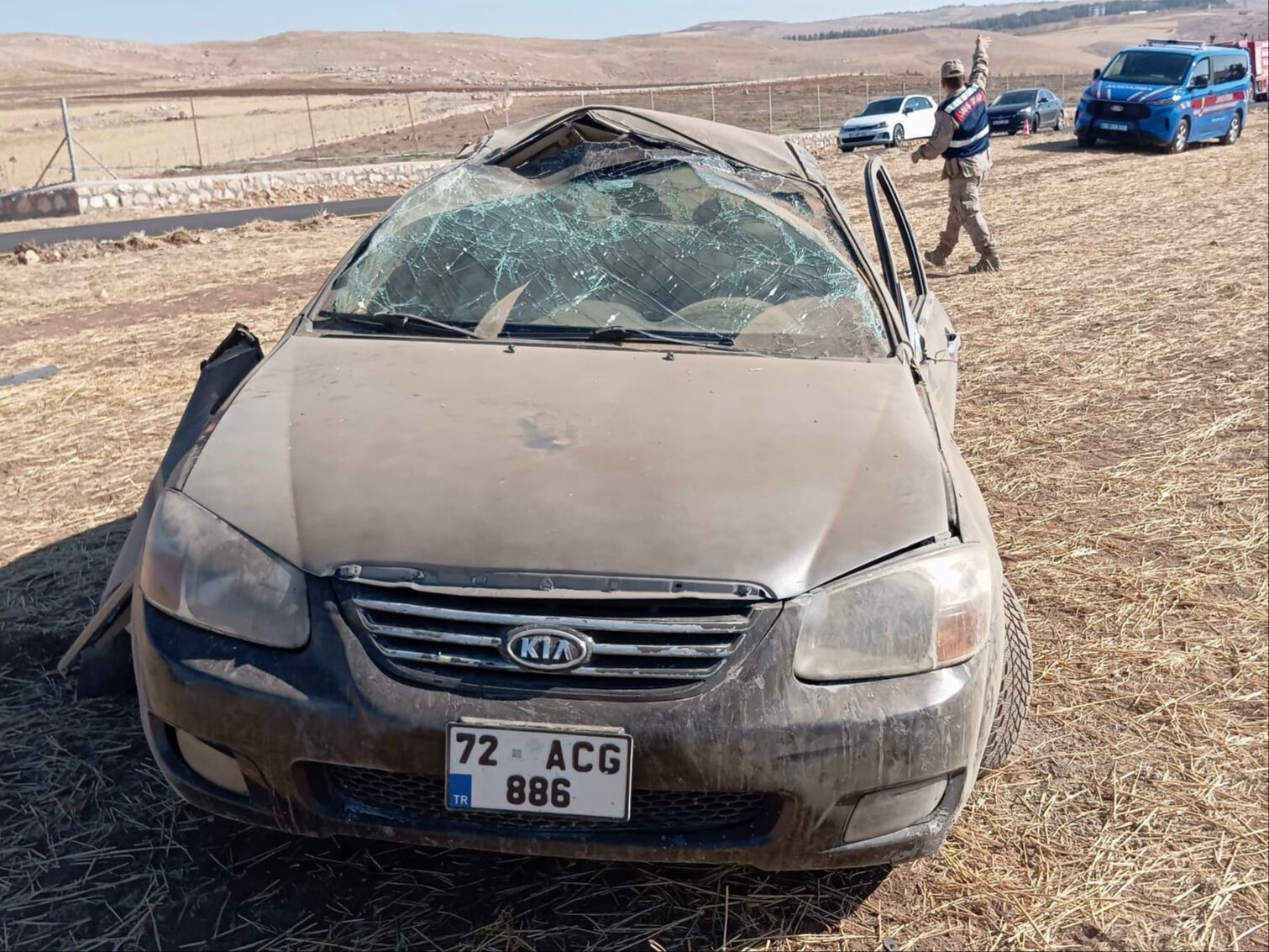 Takla atan araçtan fırladı! 16 yaşındaki çocuk oracıkta can verdi Takla atan araçtan fırladı! 16 yaşındaki çocuk oracıkta can verdi - 2. Resim