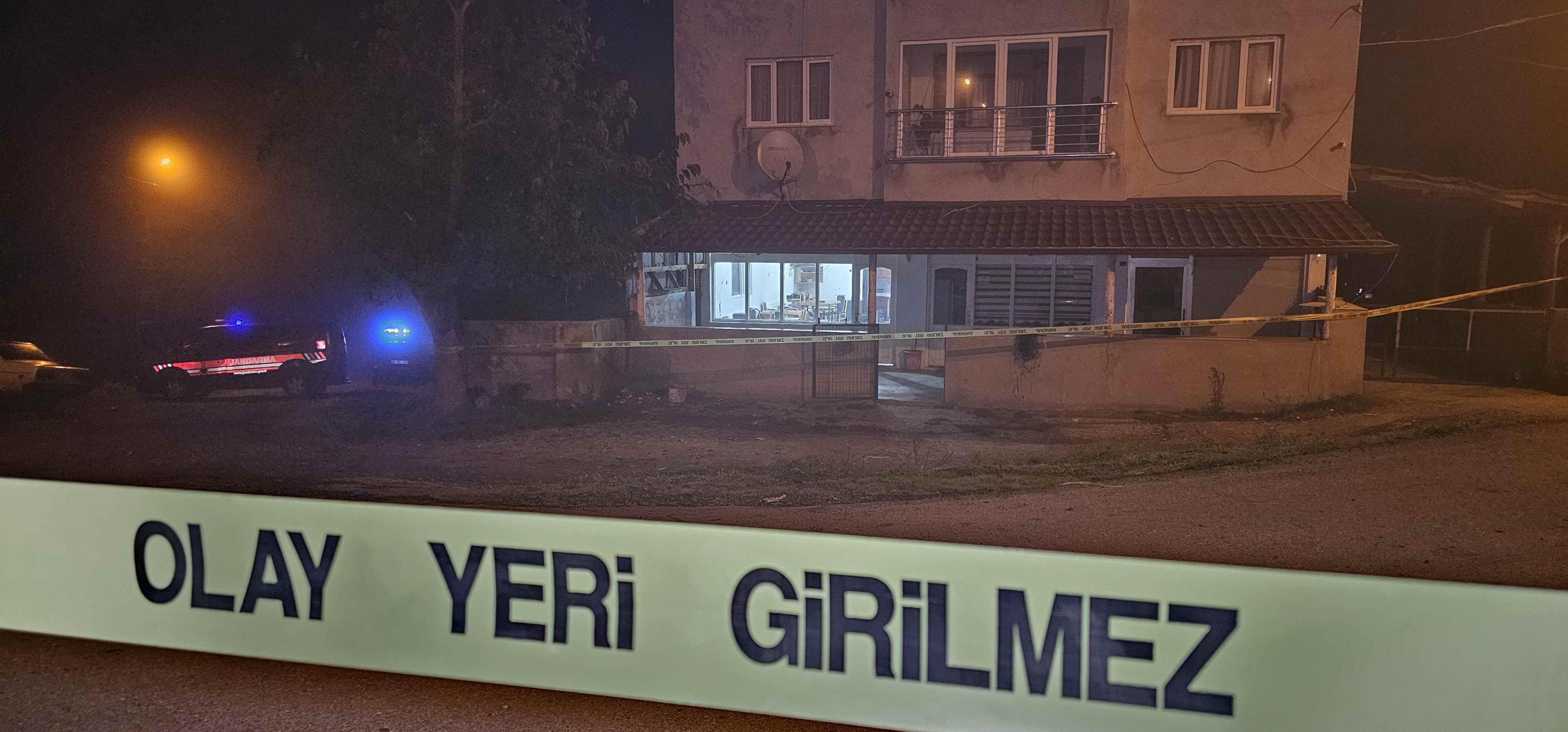 Eski polis köy kahvehanesinde katliam yaptı! Fuhuş çetesi takıntısında 2 ölü, 2 yaralı - 2. Resim