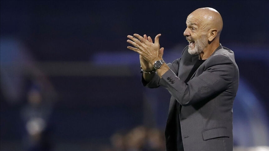 Fiorentina yokuş aşağı gidiyor: Edin Dzeko eleştirmişti, koltuğu sallantıda - 1. Resim