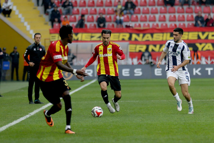 Süper Lig'deki 5 gollü düelloda bir ilk yaşandı Süper Lig'deki 5 gollü düelloda bir ilk yaşandı - 2. Resim