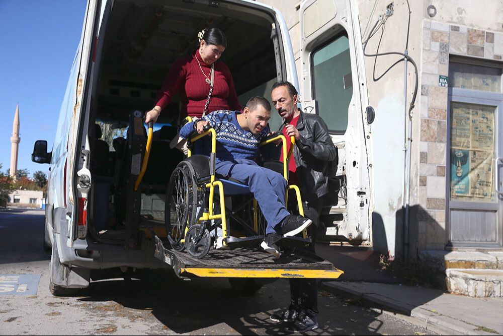 Adı gibi Firdevs! Kendi engelini unuttu, ağabeyine kol kanat gerdi - 6. Resim