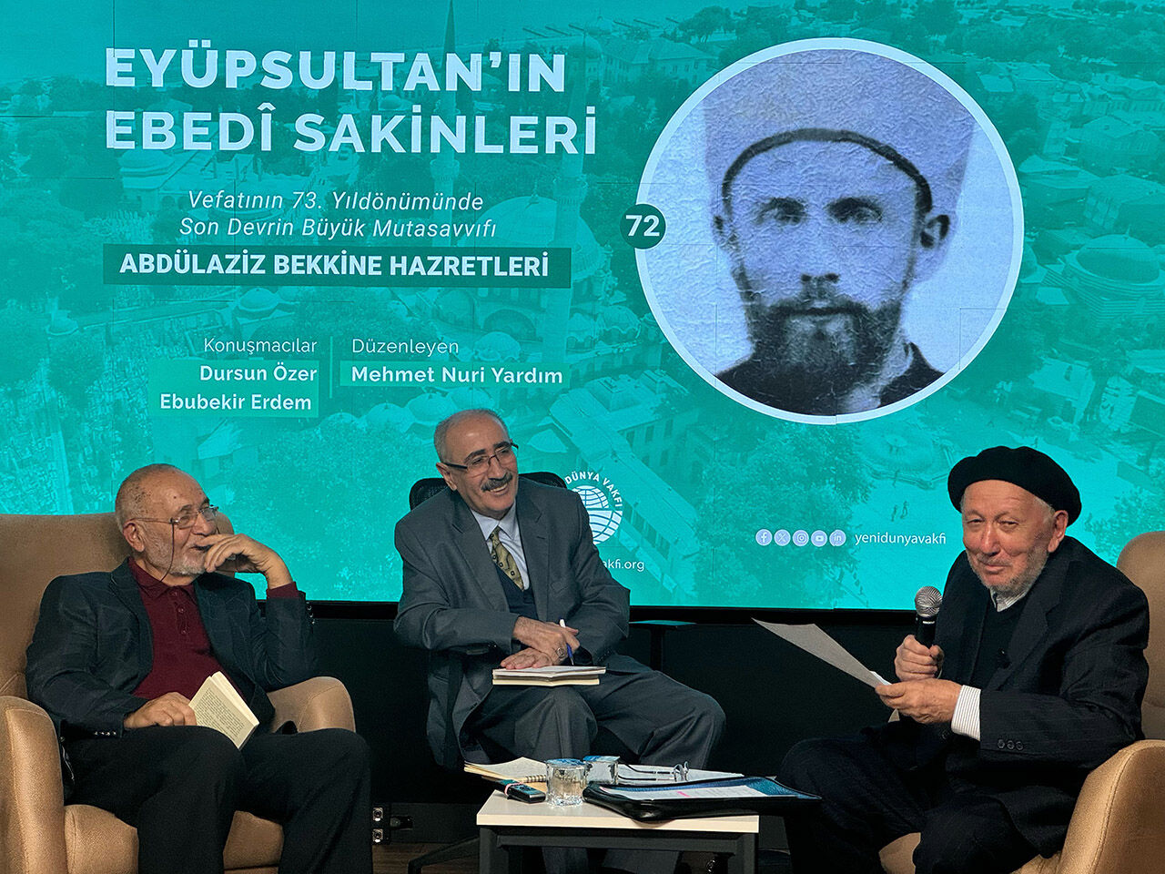 Geçimini hanımıyla evde ördüğü çoraplarla sağladı! Abdülaziz Bekkine Eyüpsultan'da yad edildi - 3. Resim