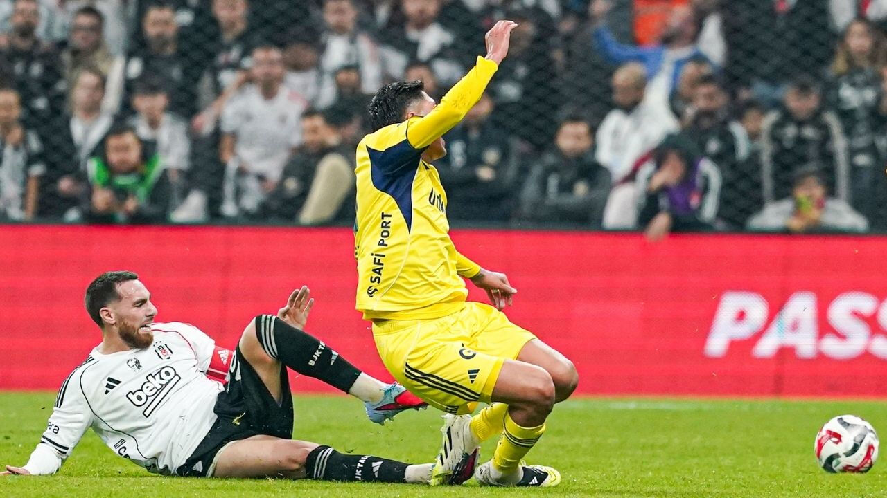 Sergen Yalçın daha ne yapsın... İhanet kaptandan geldi! Spor yazarları Beşiktaş-Fenerbahçe derbisini yorumladı - 2. Resim