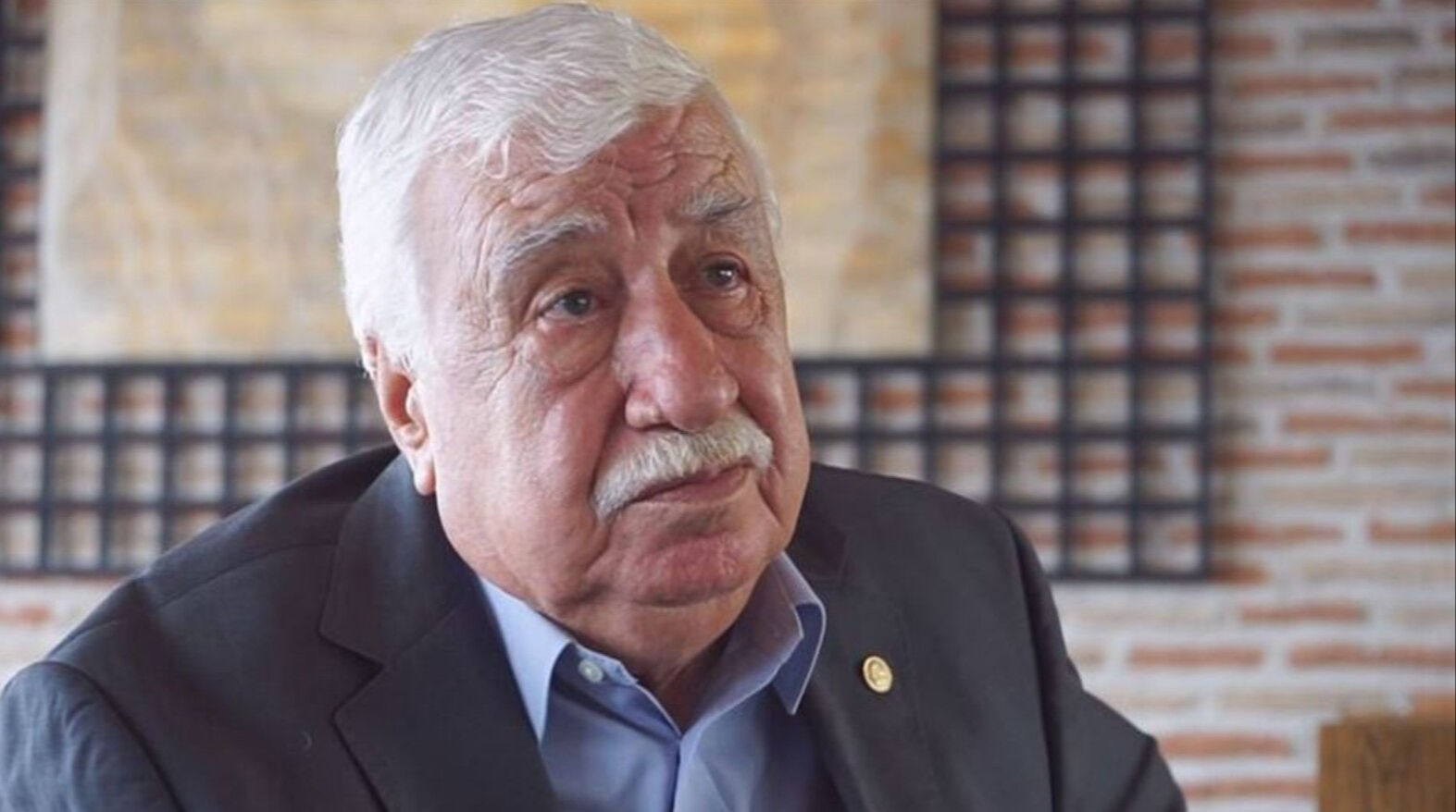 Ünlü tiyatrocu Ahmet Gülhan hayatını kaybetti Ünlü tiyatrocu Ahmet Gülhan hayatını kaybetti - 2. Resim