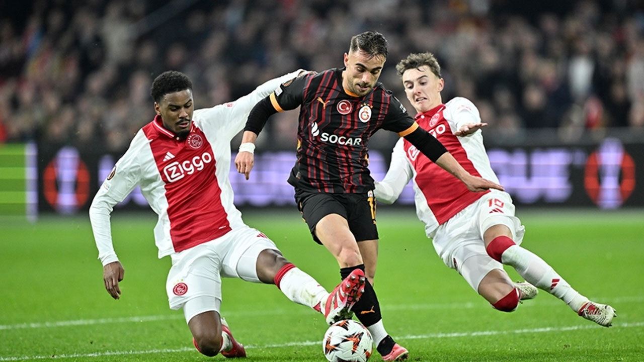 Ajax - Galatasaray maçı öncesi iptal kararı! Stadyumda sıkı önlemler alındı Ajax - Galatasaray maçı öncesi iptal kararı! Stadyumda sıkı önlemler alındı - 1. Resim