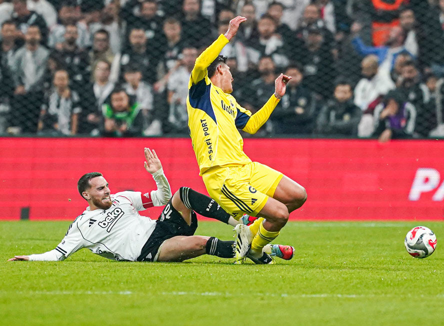 Beşiktaş'ta Başkan Adalı, Sergen Yalçın'ı çağırdı! Yıldız ismin faydası yok, zararı çok - 1. Resim