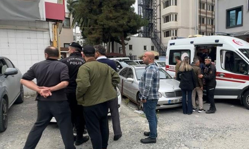 Cadde ortasında dehşet: 17 yaşındaki çocuğu bıçakladı - 1. Resim
