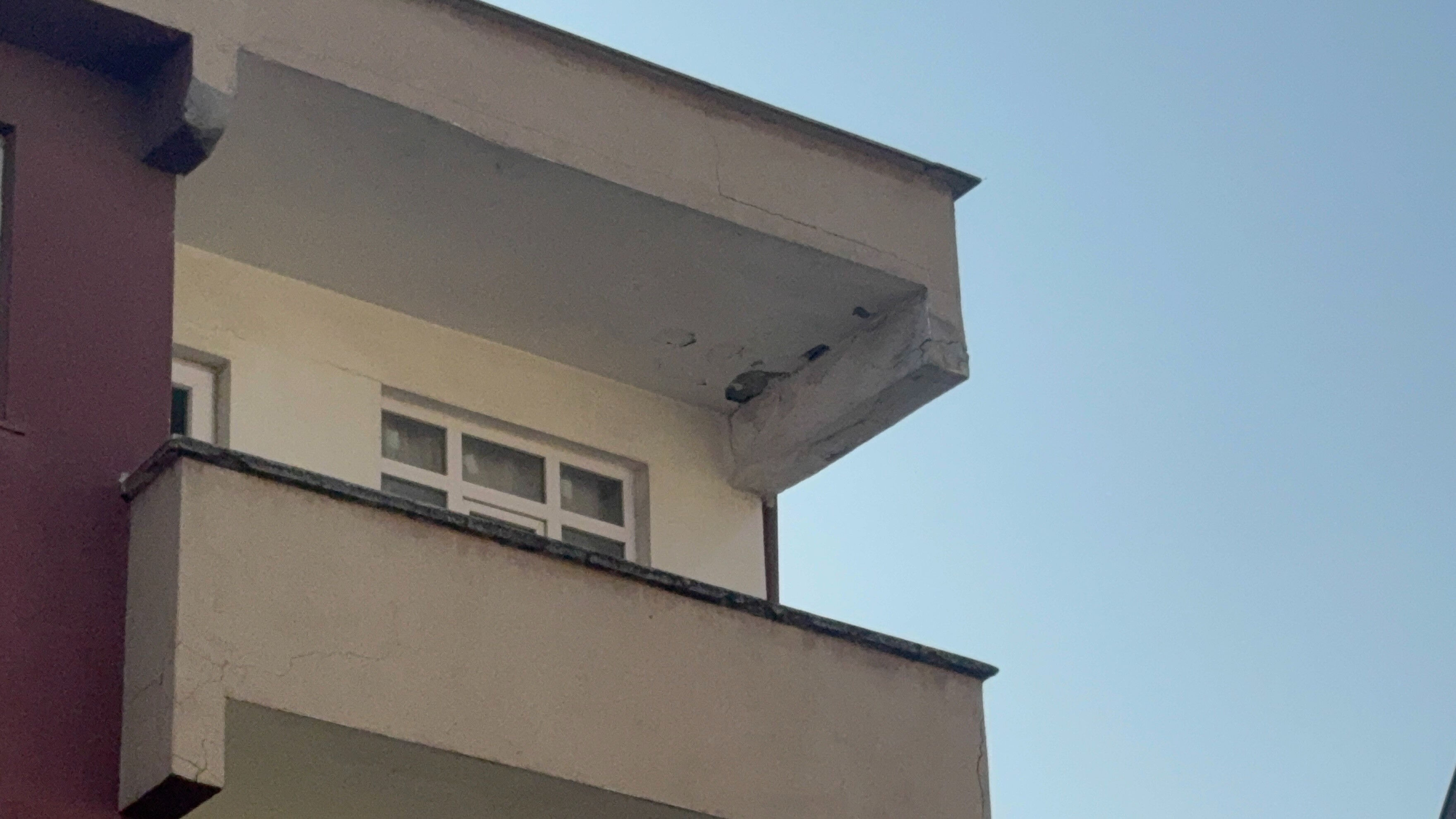 Gebze'de 3 bina daha tahliye edildi Gebze'de 3 bina daha tahliye edildi - 2. Resim