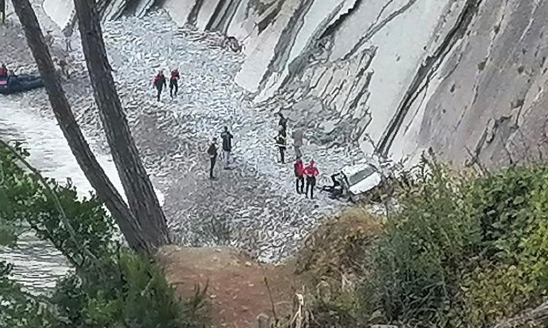 Kayıp imamın kahreden sonu! İlker Topaloğlu’na hüzünlü veda Kayıp imam kahreden sonu! İlker Topaloğlu’na hüzünlü veda - 3. Resim