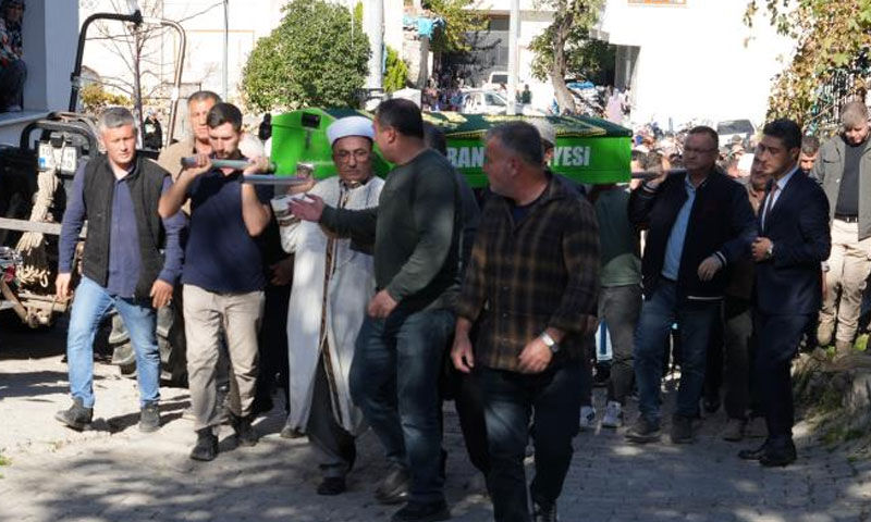 Kayıp imamın kahreden sonu! İlker Topaloğlu’na hüzünlü veda Kayıp imam kahreden sonu! İlker Topaloğlu’na hüzünlü veda - 5. Resim