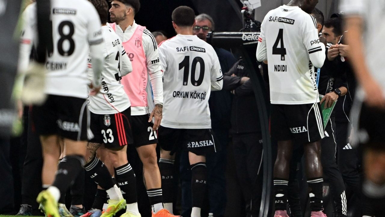 Orkun Kökçü kaç maç ceza aldı? İşte Süper Lig'de gördüğü kırmızı kart sayısı! - 1. Resim