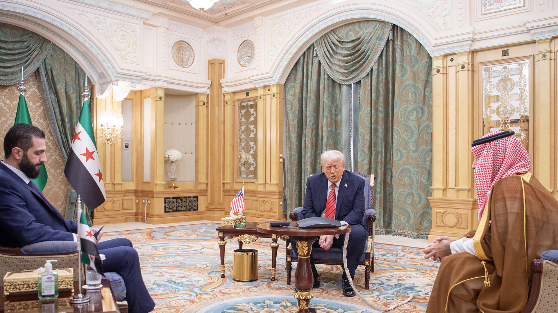 Suriye lideri Şara, Trump ile görüşmek için Beyaz Saray'a gidiyor! Tarih belli oldu - 1. Resim